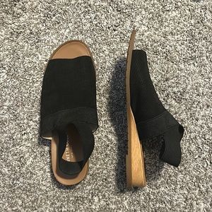 Kenneth Cole JULES WEDGE SANDAL